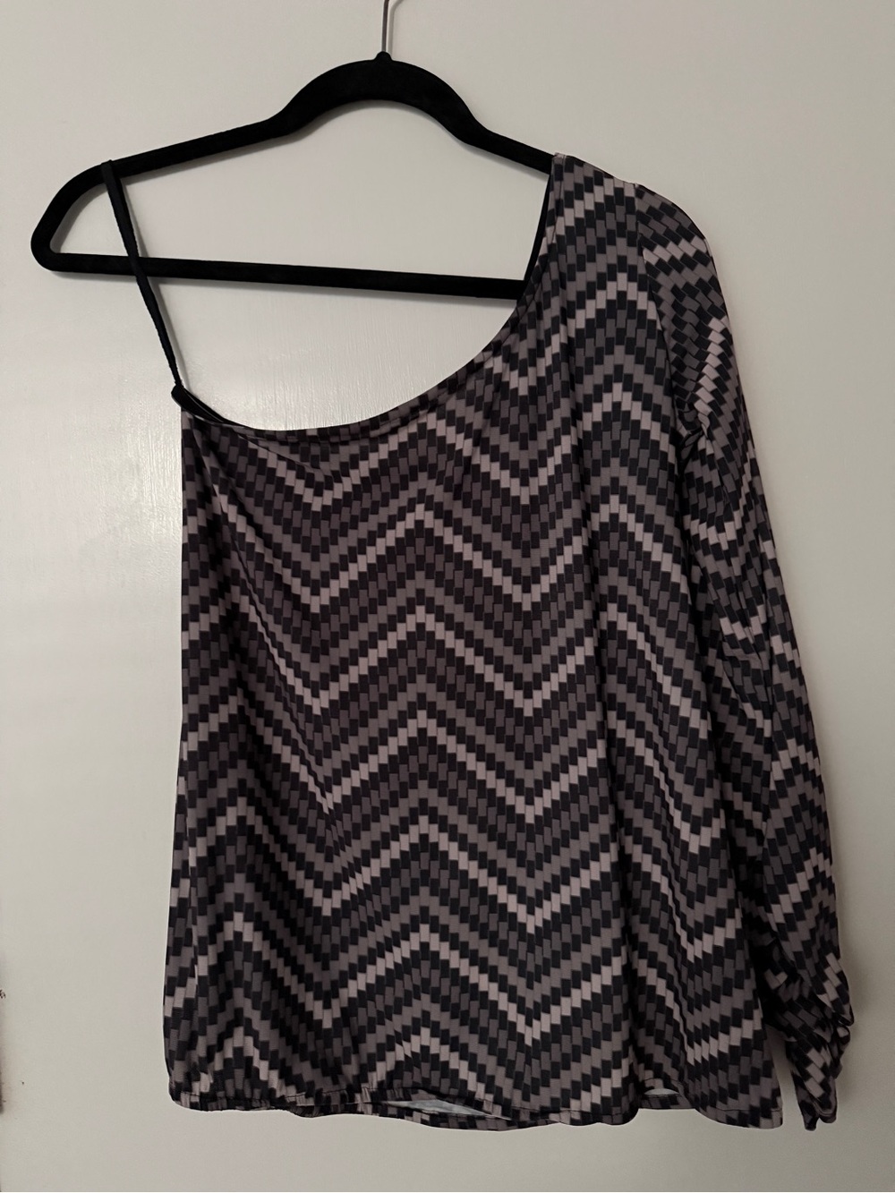 Deborah Viereck Asymmetrical Geometric Top – XS – NWT